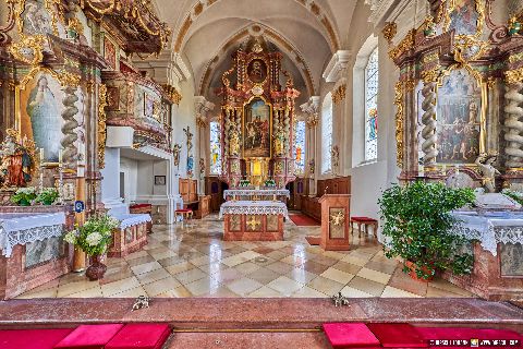 Gemeinde Niedertaufkirchen Landkreis Mühldorf Kirche St. Martin (Dirschl Johann) Deutschland MÜ